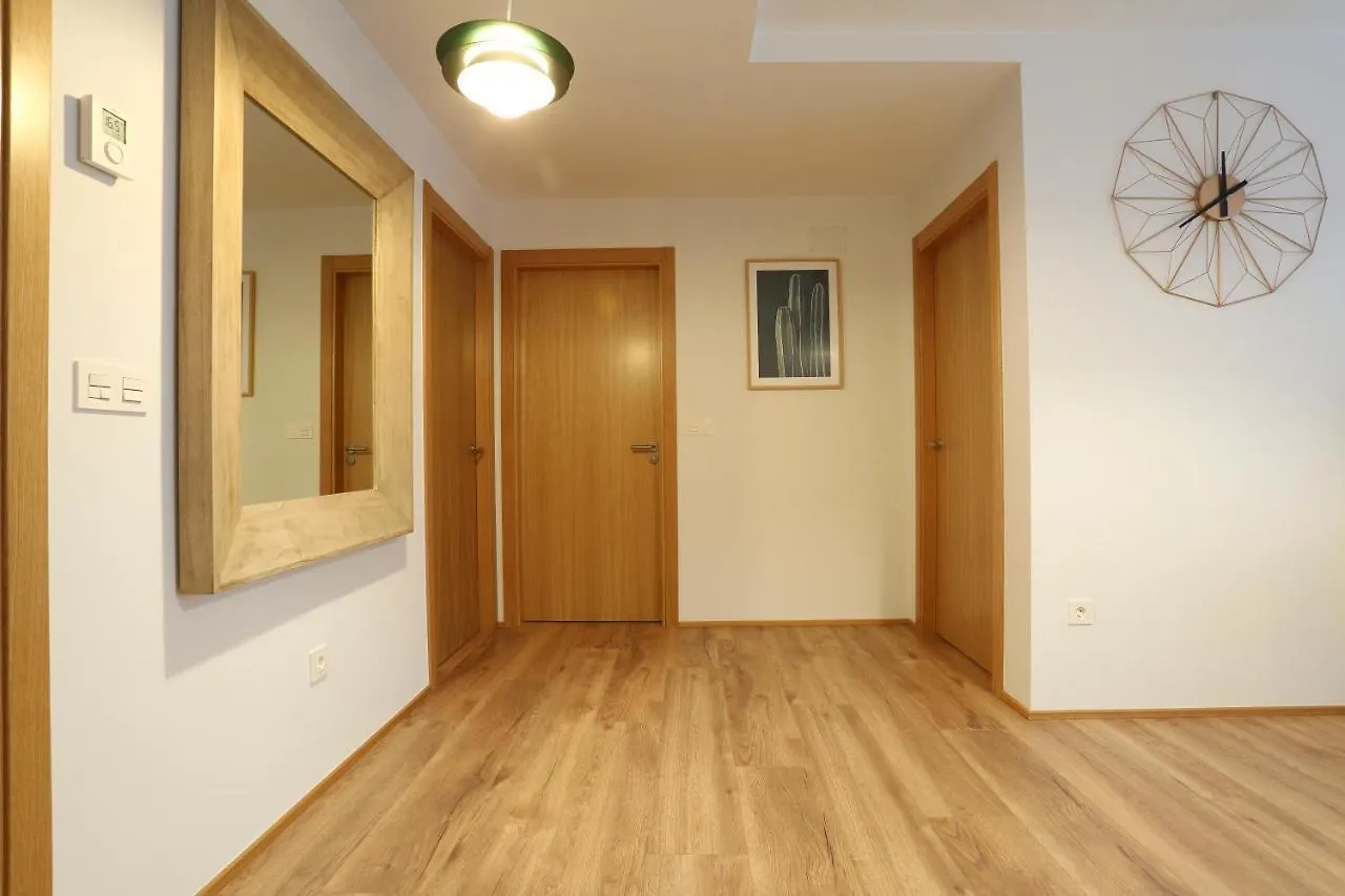 Pepita By Smiling Rentals Hondarribia
